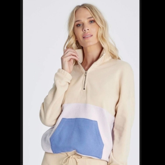 Wildfox Tops - WILDFOX Lea 1/4 Zip Sweatshirt Size S